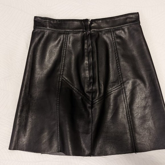 Faux Leather Pencil Skirt - Picture 2 of 3